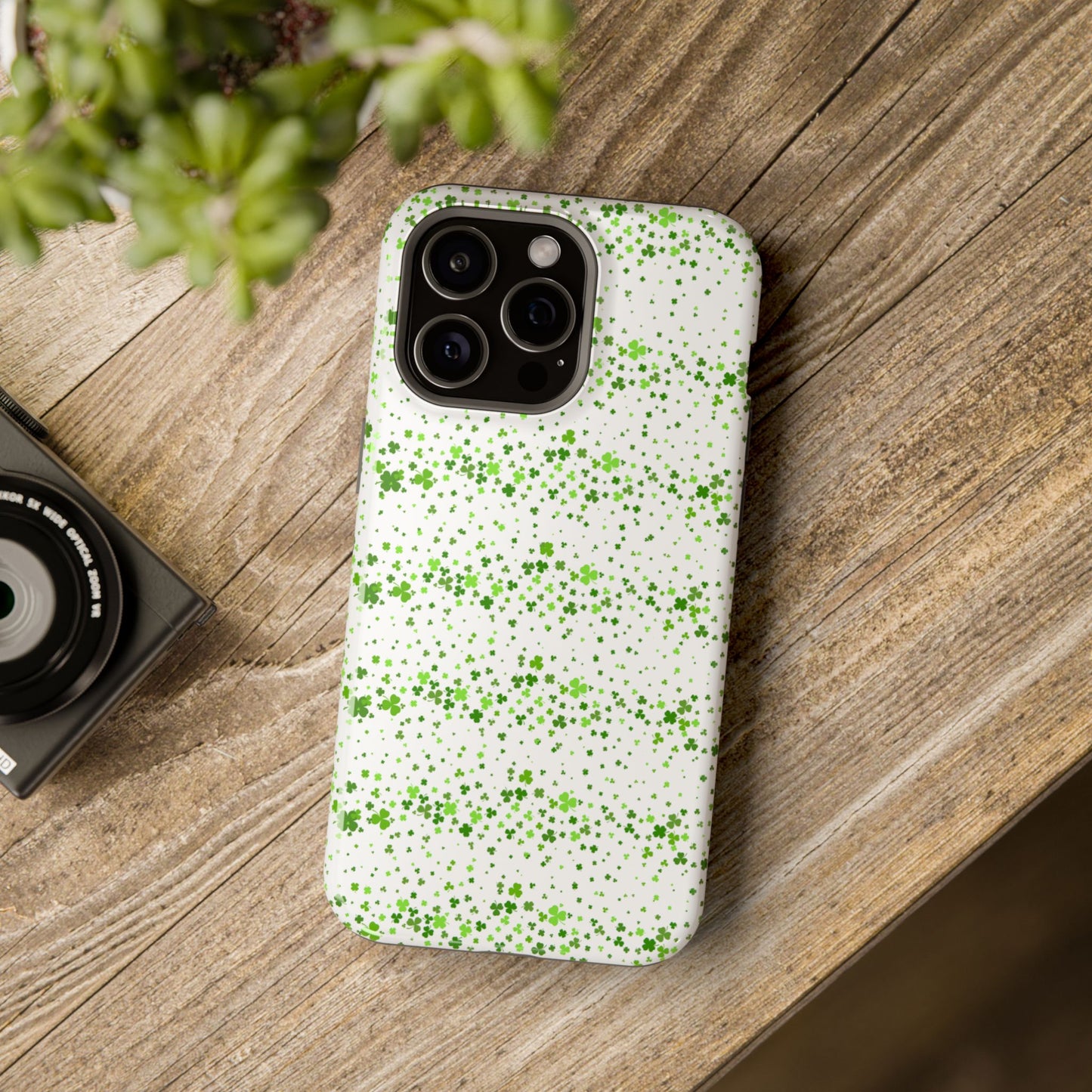 Shamrock Magnetic Phone Case, Minimal St Patricks Day Clover Pattern, Irish Green Compatible with iPhone 17, 16, 15, 14, 13
