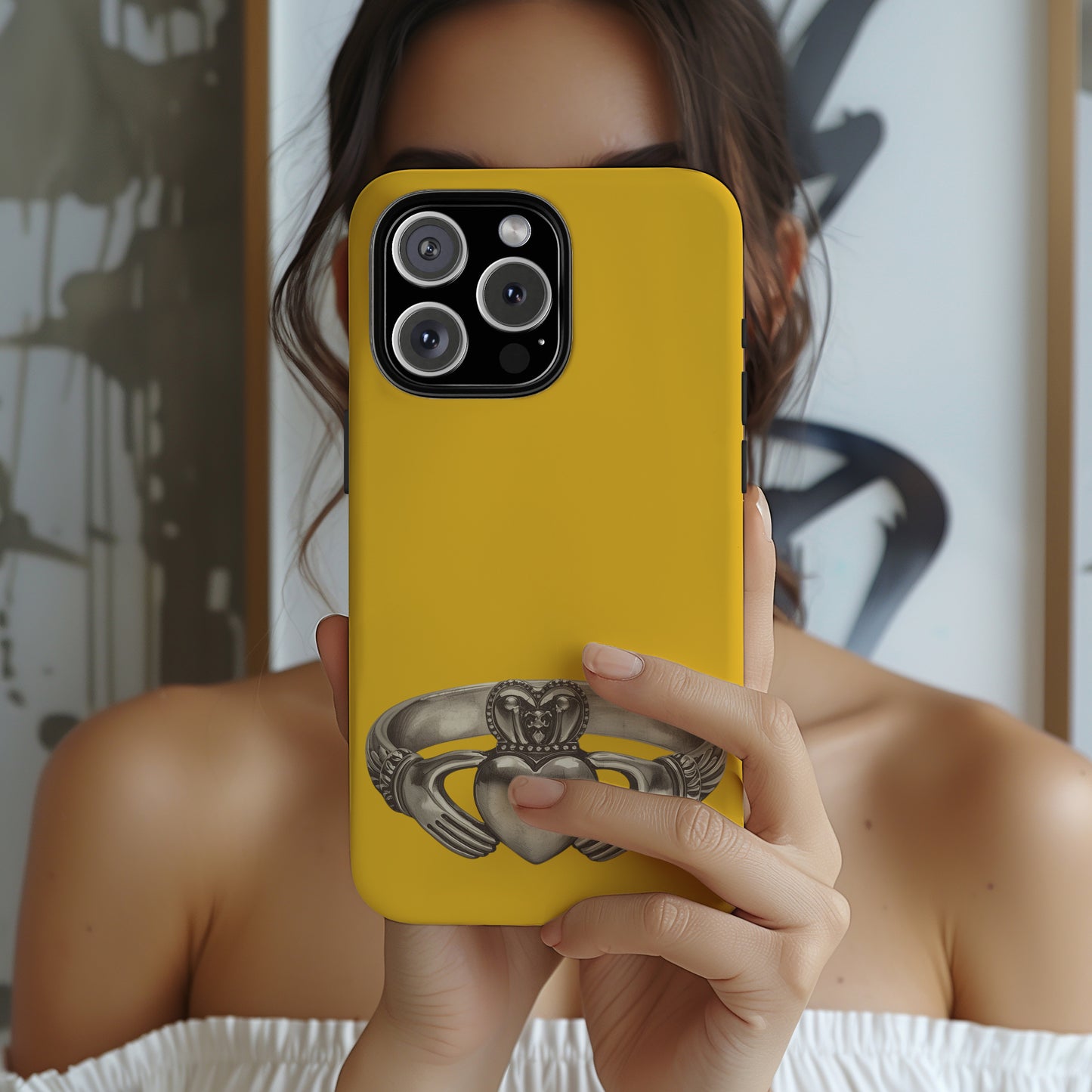 Claddagh Tough Phone Case Irish Symbol Ring Love Loyalty Friendship Vintage Gold Compatible with iPhone 17 16 15 14 13 Galaxy Google